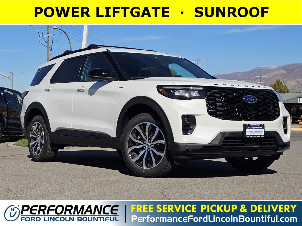 2026 Ford Explorer ST-LINE's photo