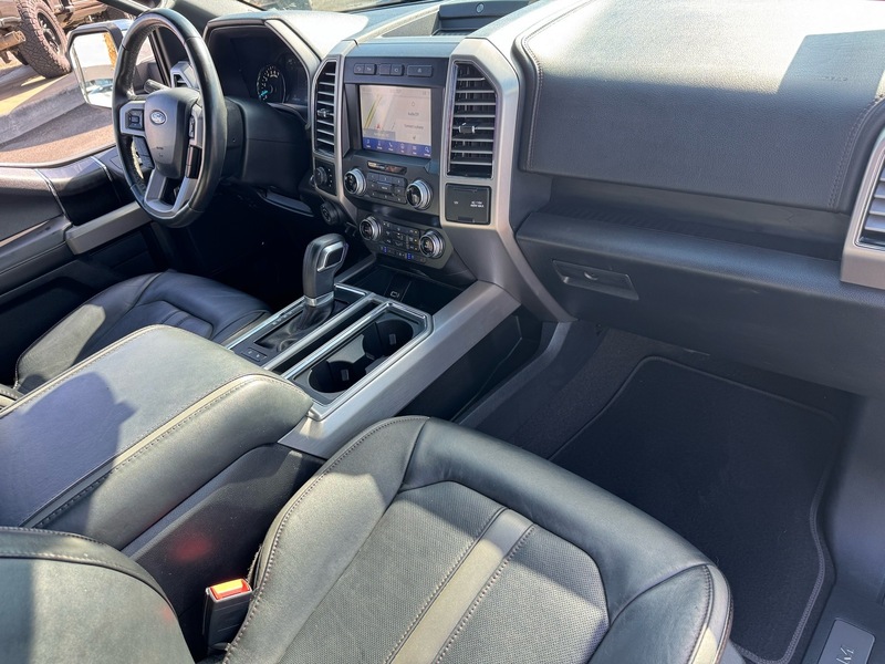 2020 Ford F-150 Platinum photo 21