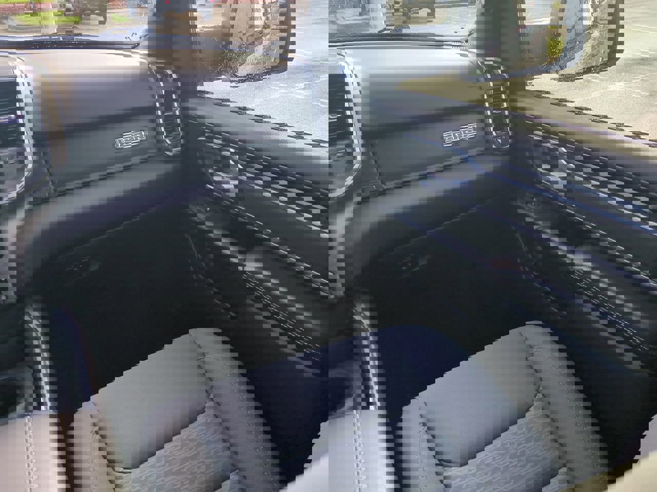 2025 Ram 1500 Big Horn photo 16