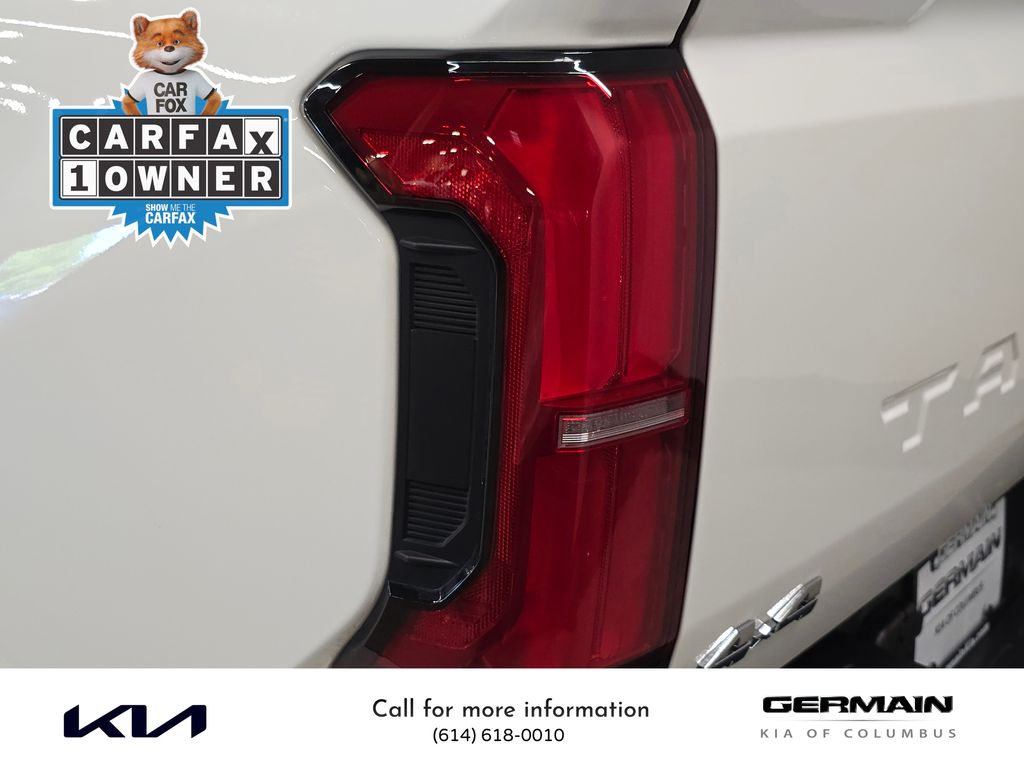 2024 Toyota Tacoma SR5 photo 11