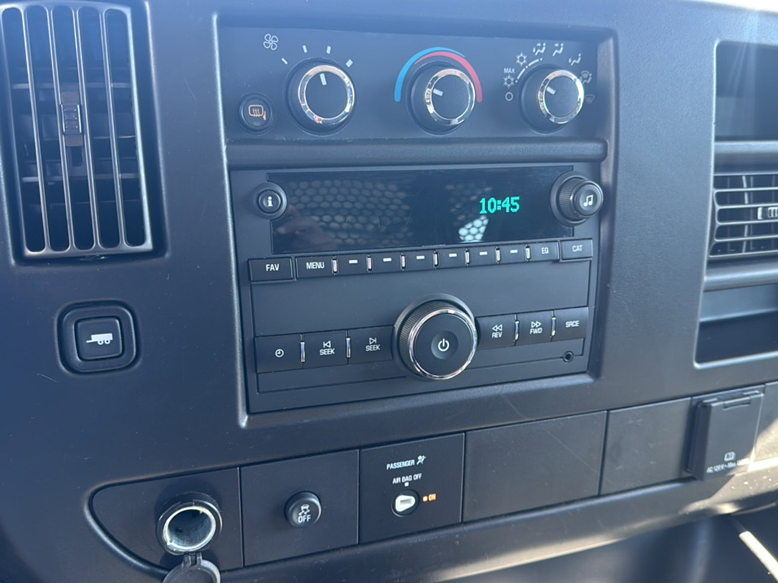 2023 Gmc Savana 2500 Cargo photo 26