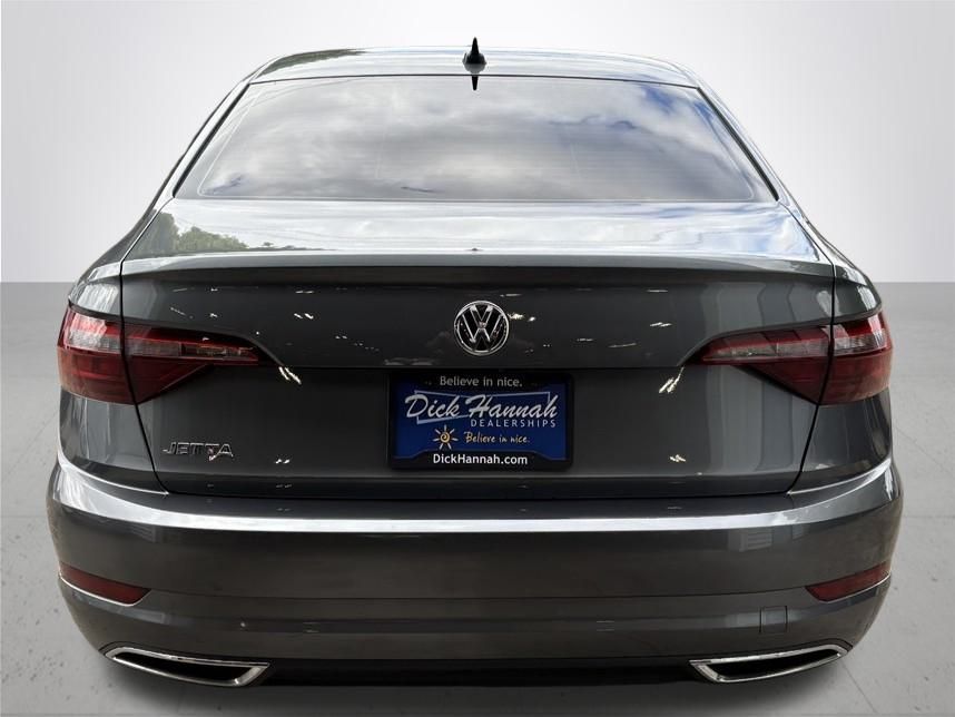 2021 Volkswagen Jetta R-Line photo 8