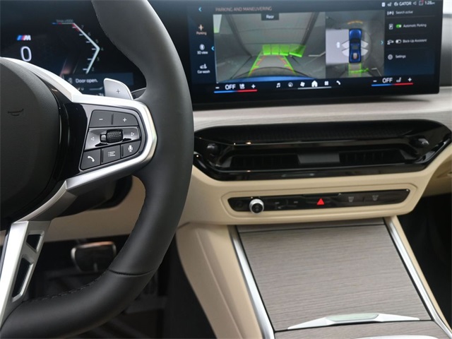 2025 Bmw 330i photo 2