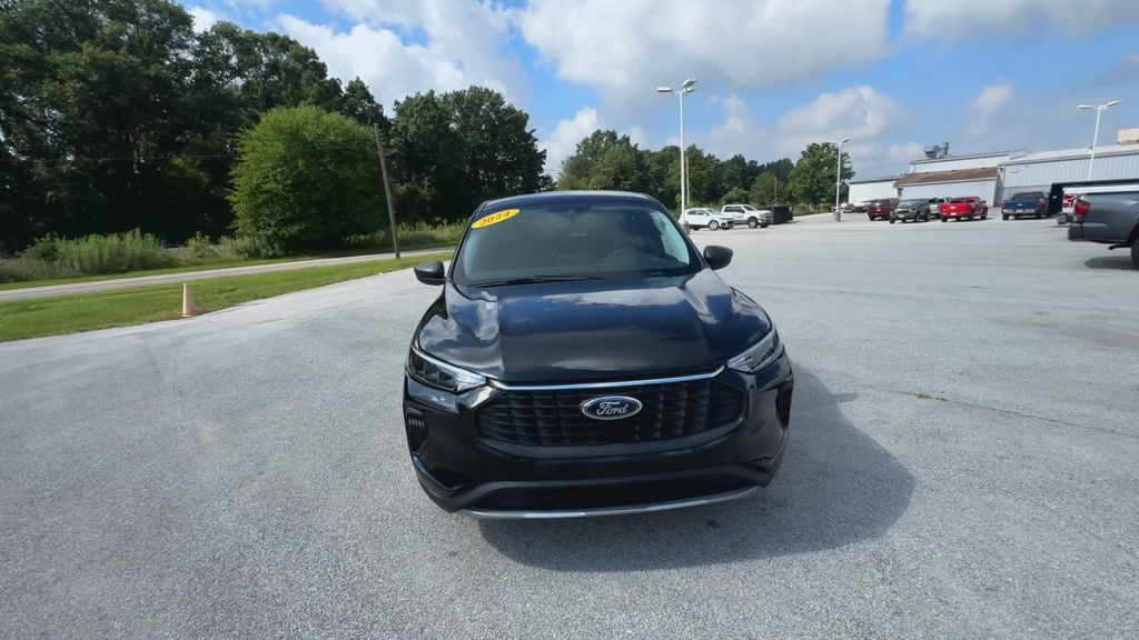 2024 Ford Escape Active photo 2