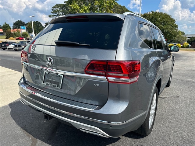 2019 Volkswagen Atlas SEL photo 2