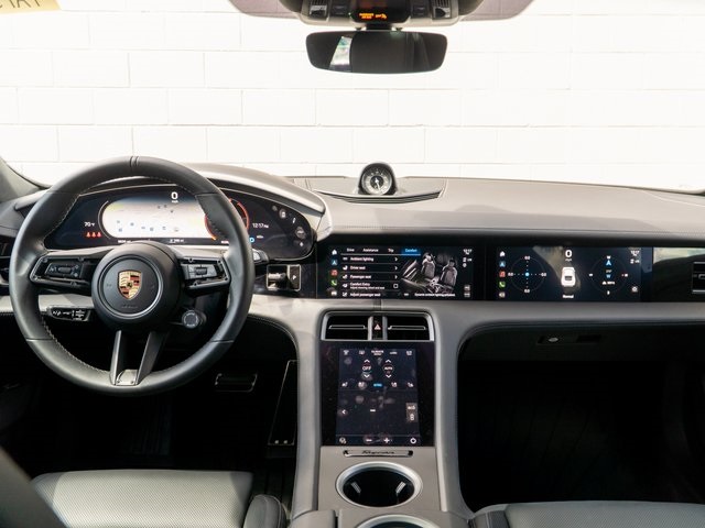 2024 Porsche Taycan Turbo S photo 22