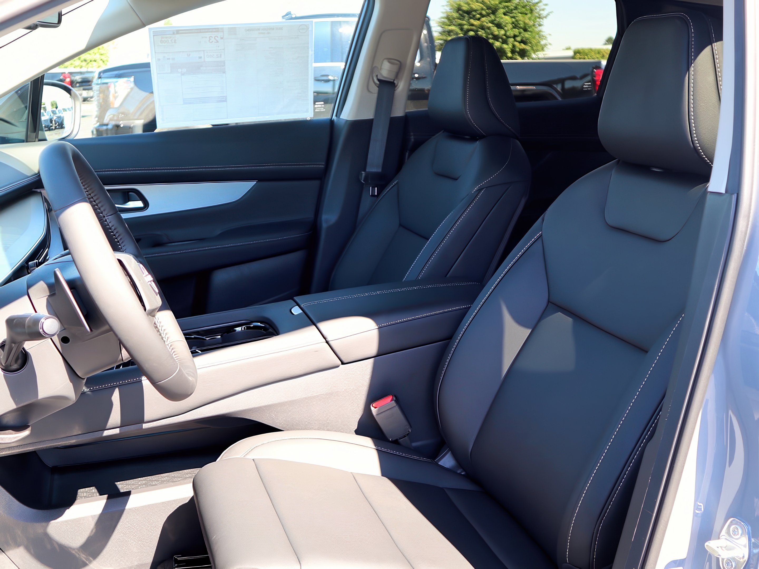 2025 Nissan Murano SL photo 6