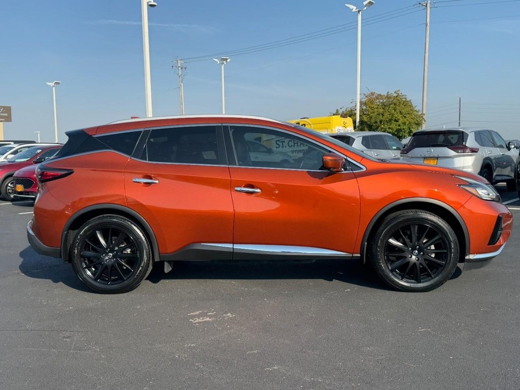 2021 Nissan Murano Platinum photo 2
