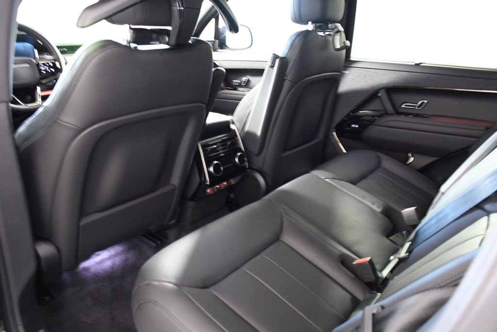 2025 Land Rover Range Rover Sport SE photo 25