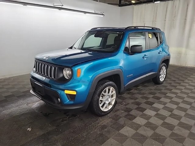 2022 Jeep Renegade Latitude photo 2