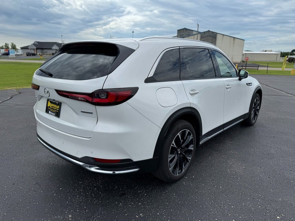 2024 Mazda CX-90 Premium Plus photo 5
