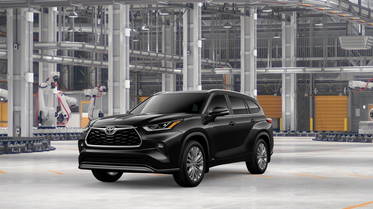 2026 Toyota Highlander Platinum's photo