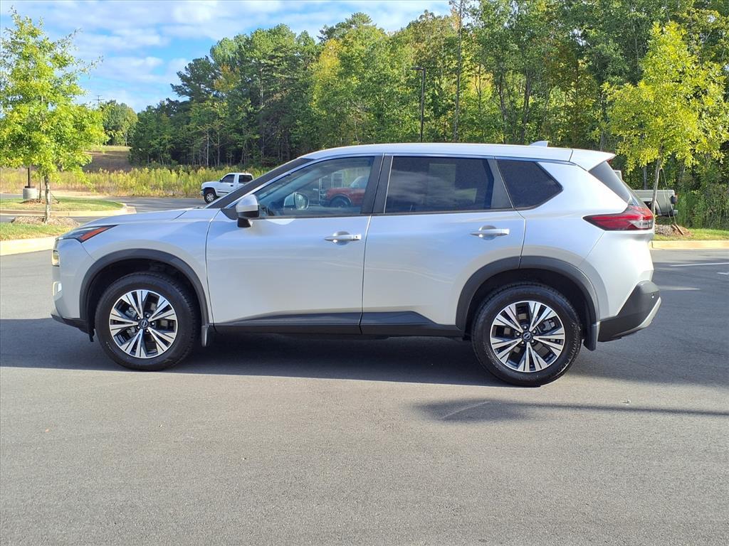 2023 Nissan Rogue SV photo 14
