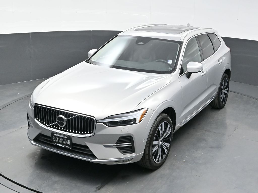 2023 Volvo XC60 B5 Plus photo 30