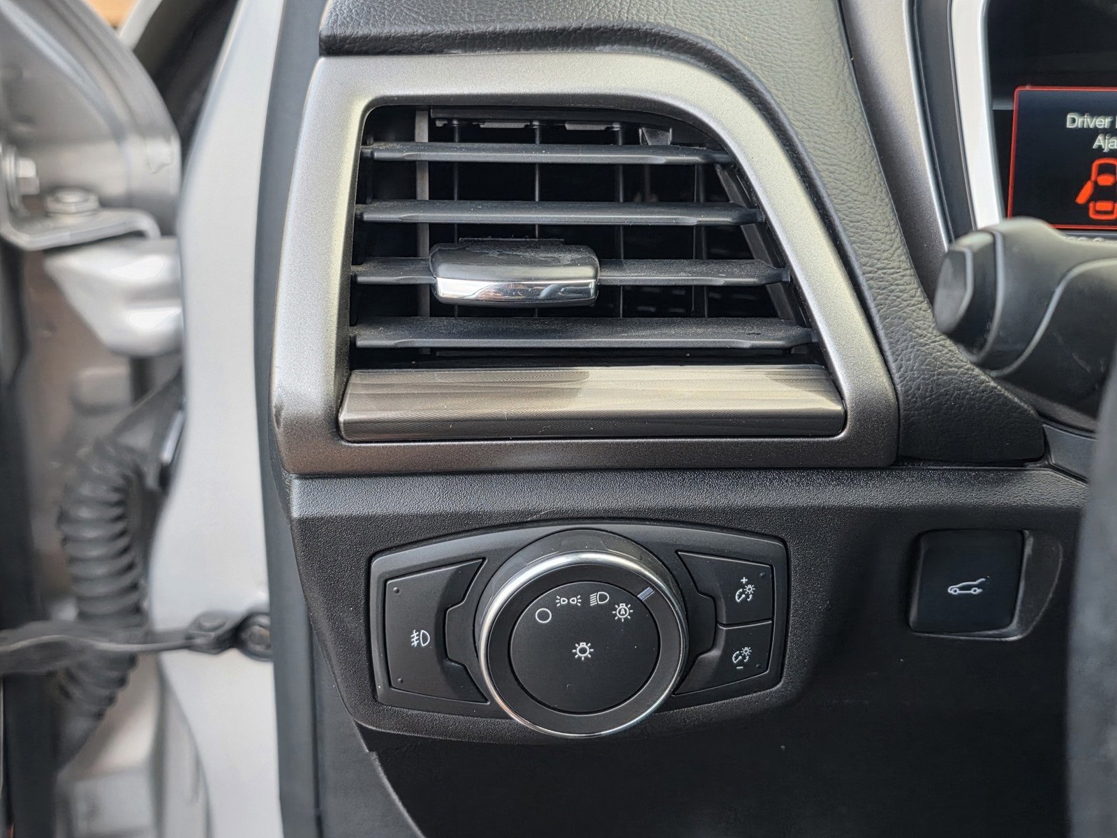 2017 Ford Fusion Energi SE photo 36