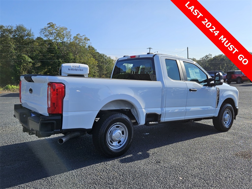 2024 Ford F-350 XL photo 10