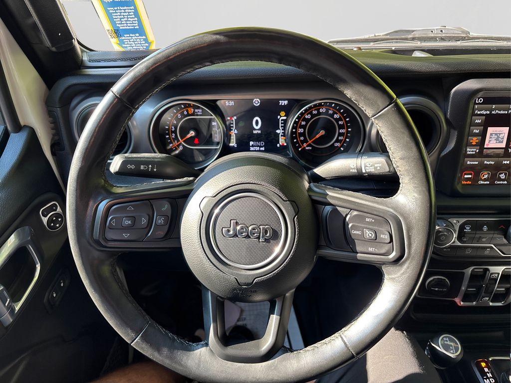 2021 Jeep Gladiator Willys photo 21