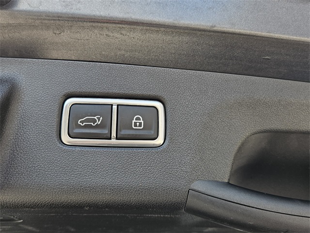 2022 Kia Sorento X-Line SX Prestige photo 12