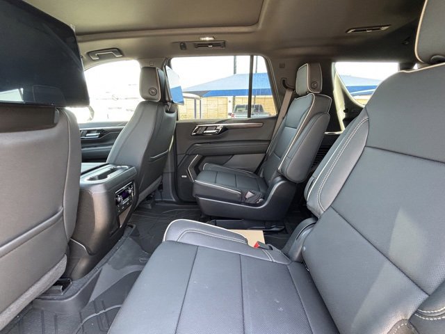 2025 Chevrolet Tahoe Premier photo 16