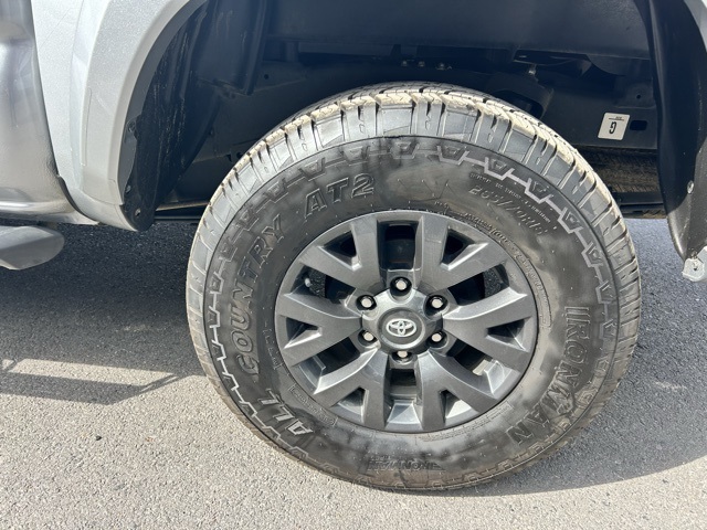 2023 Toyota Tacoma SR photo 9
