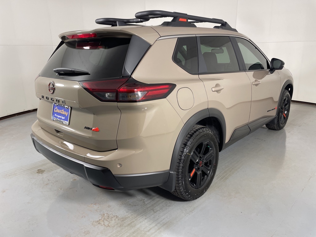 2026 Nissan Rogue SV photo 5