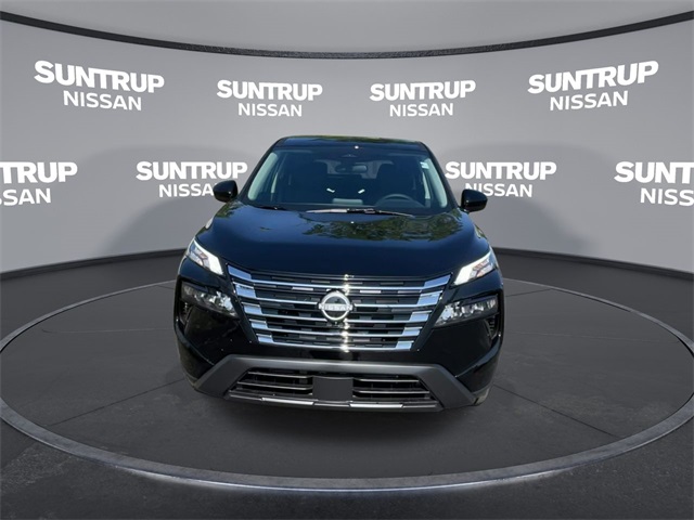 2025 Nissan Rogue SV photo 2