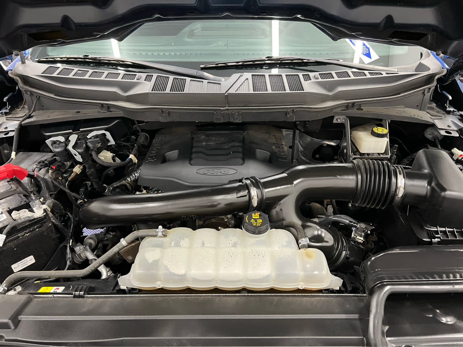 2022 Ford F-150 XL photo 3