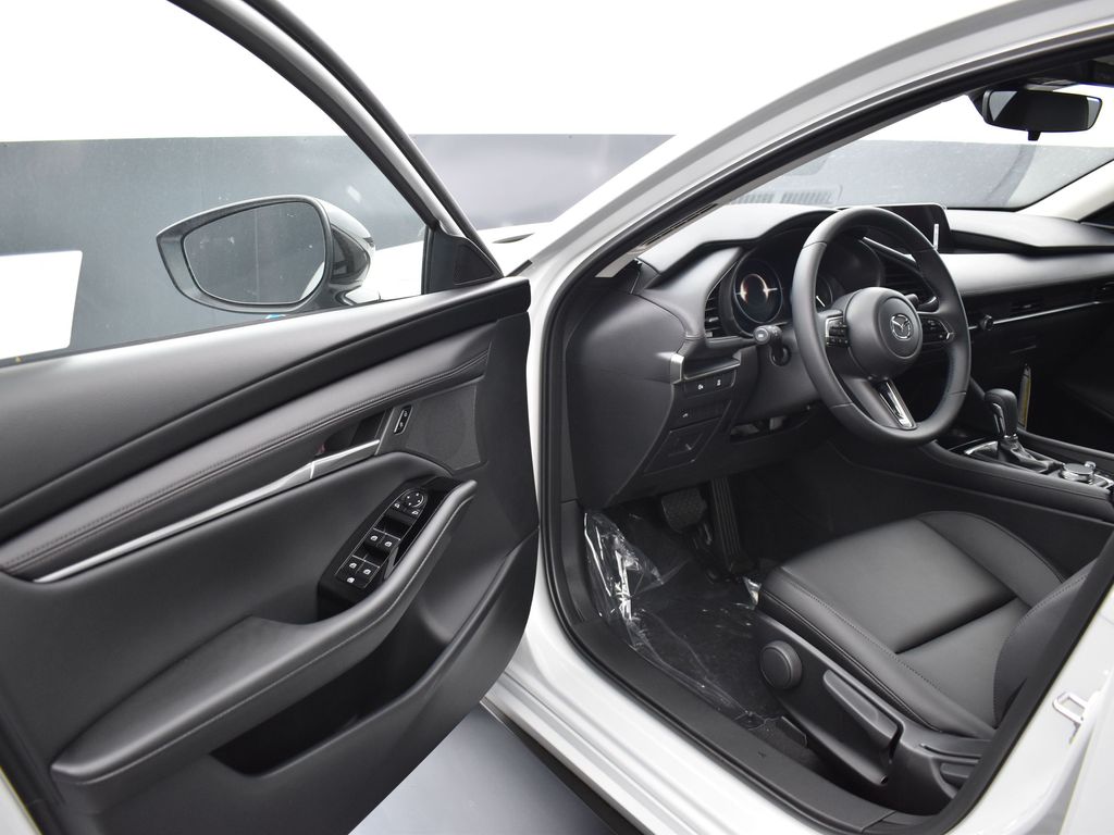 2025 Mazda Mazda3 2.5 Select Sport photo 6