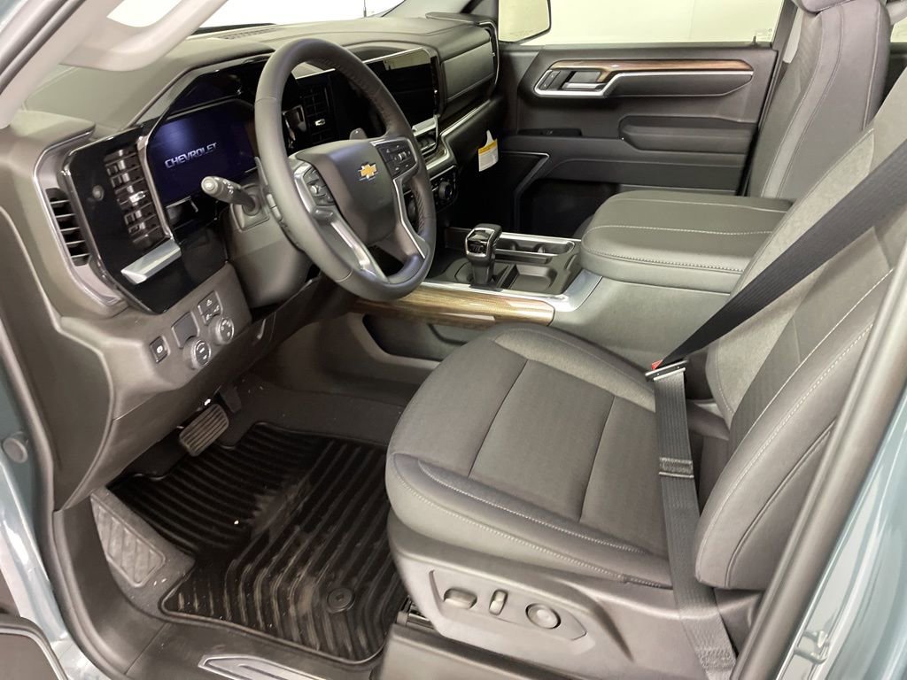 2026 Chevrolet Silverado 1500 photo 19