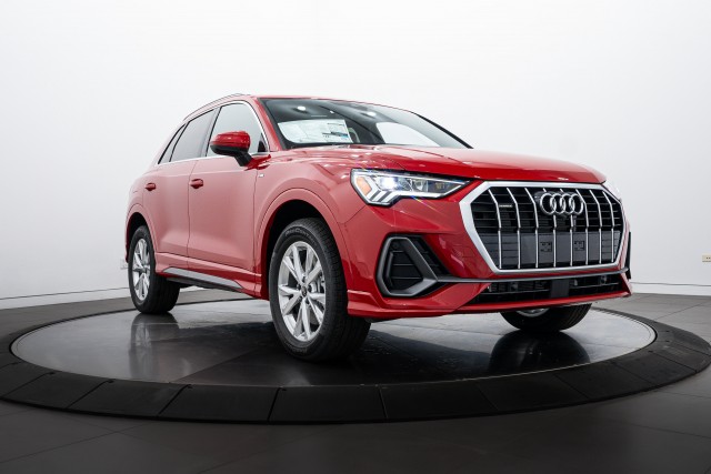 2025 Audi Q3 S line Premium Plus