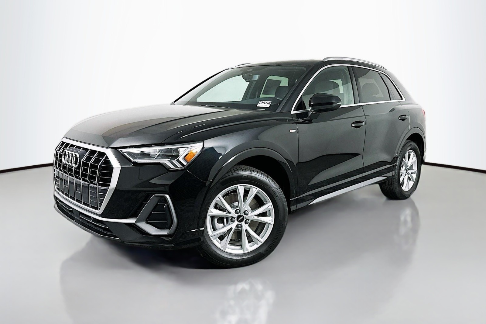 2025 Audi Q3 S Line Premium Plus's photo