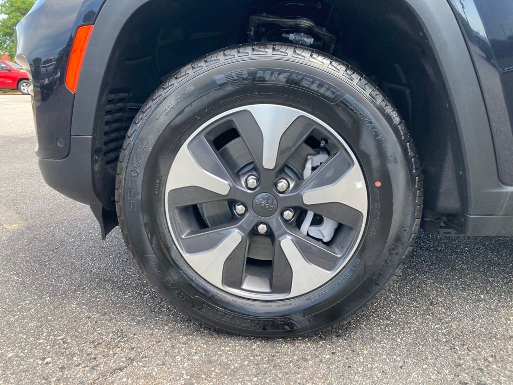 2024 Jeep Cherokee Limited 4xe photo 24