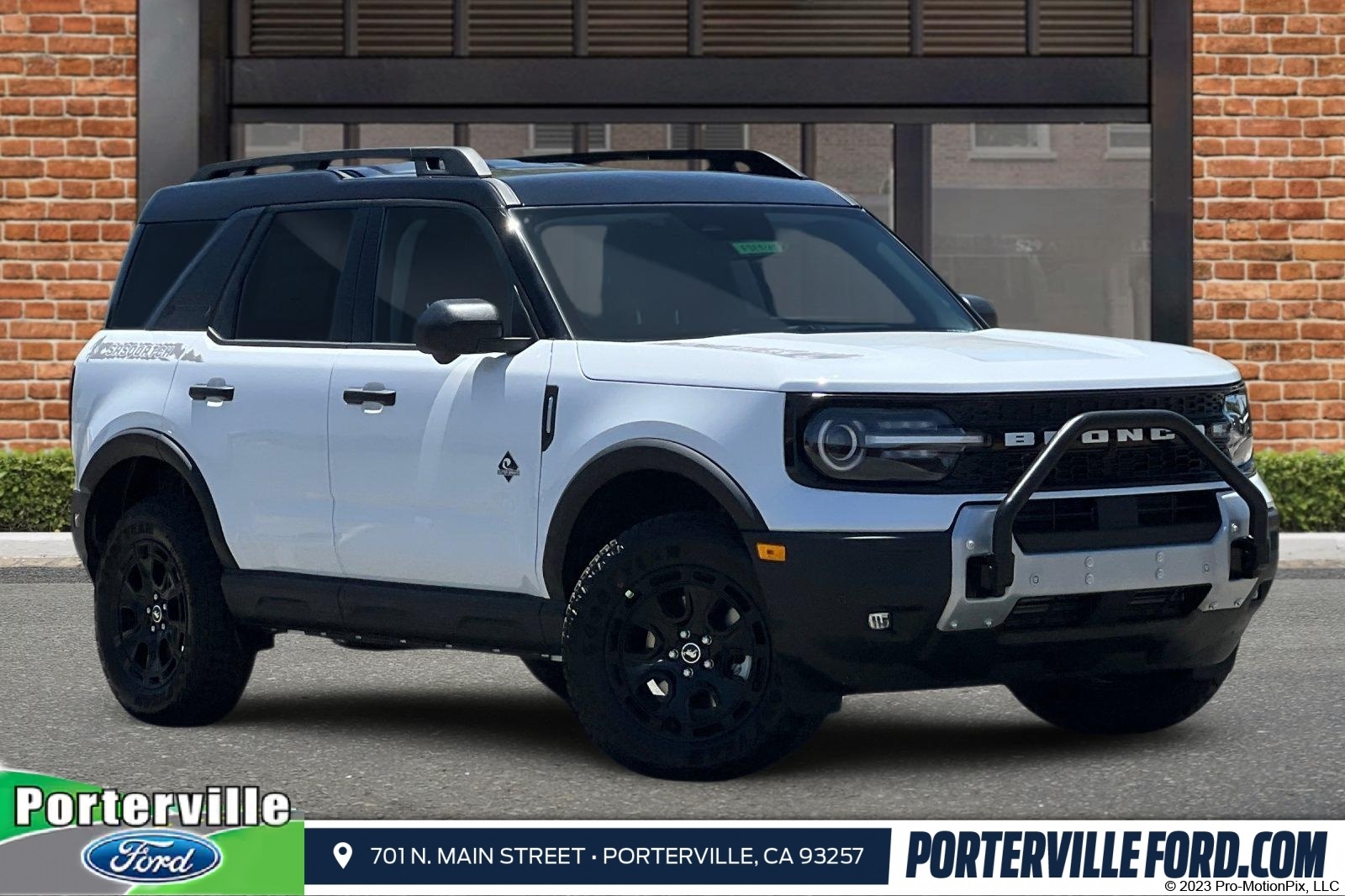 2025 Ford Bronco Sport Outer Banks's photo
