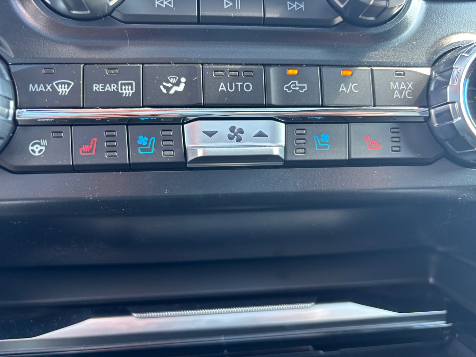 2026 Ford F-350 Platinum photo 18
