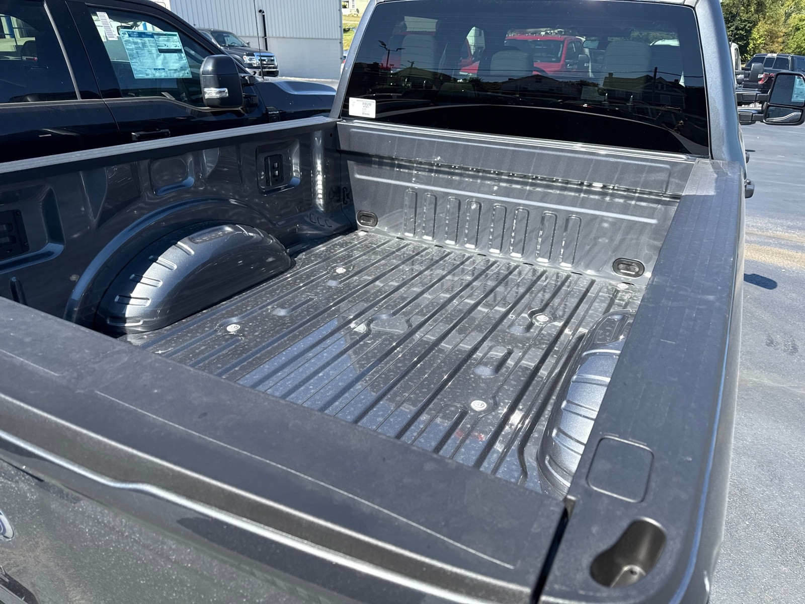 2026 Ford F-350 XLT photo 6