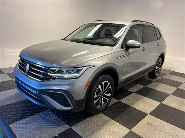 2022 Volkswagen Tiguan S photo 3
