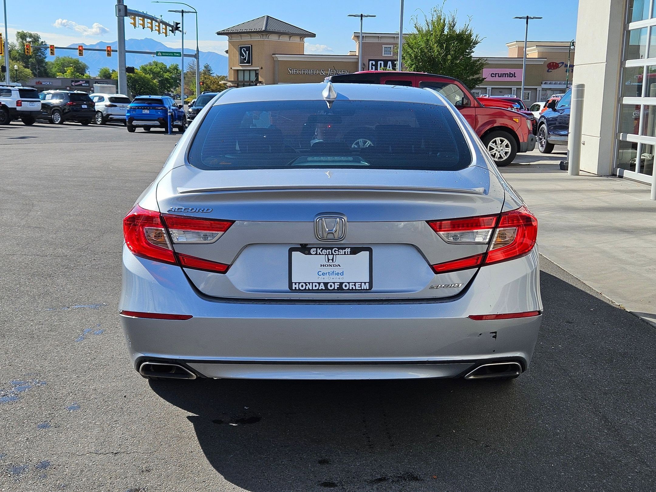 2020 Honda Accord Sport photo 4