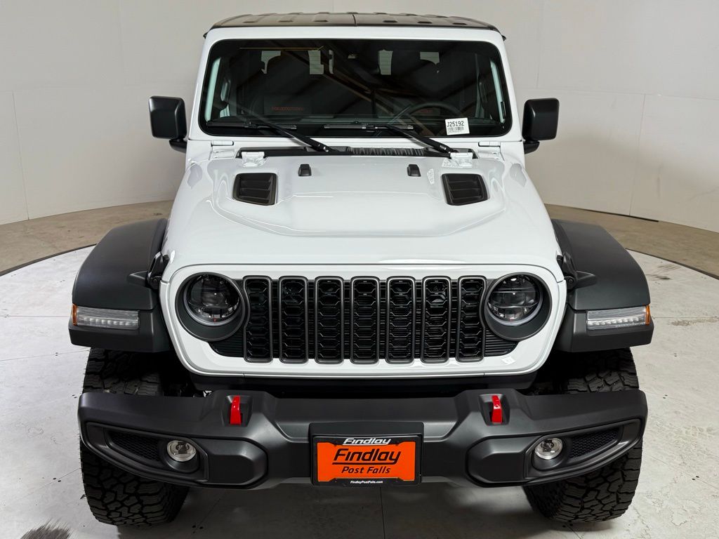 2025 Jeep Gladiator Rubicon photo 2
