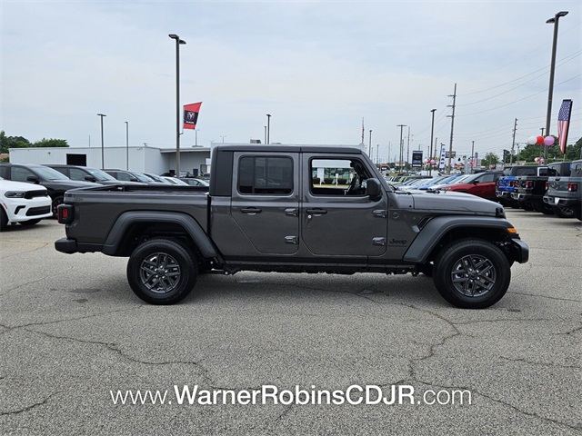 2025 Jeep Gladiator Sport S photo 13