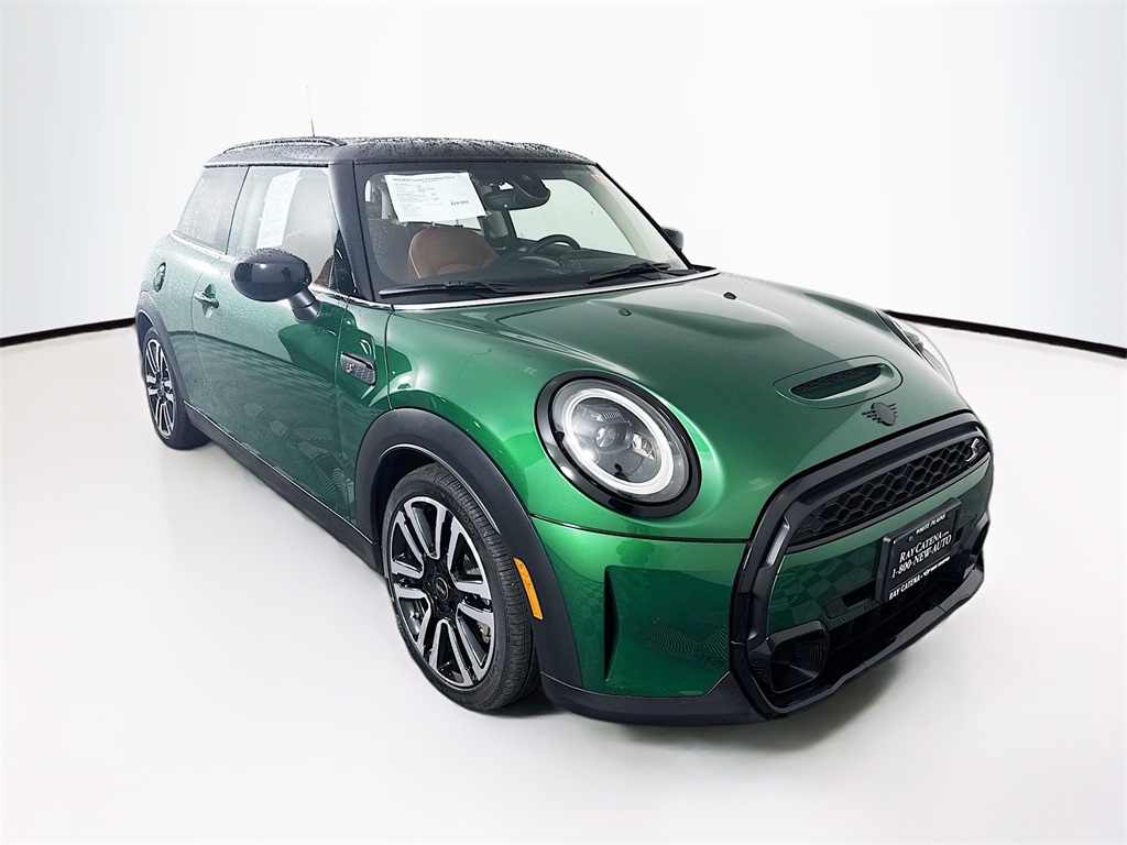 2024 MINI Hardtop 2 Door S's photo