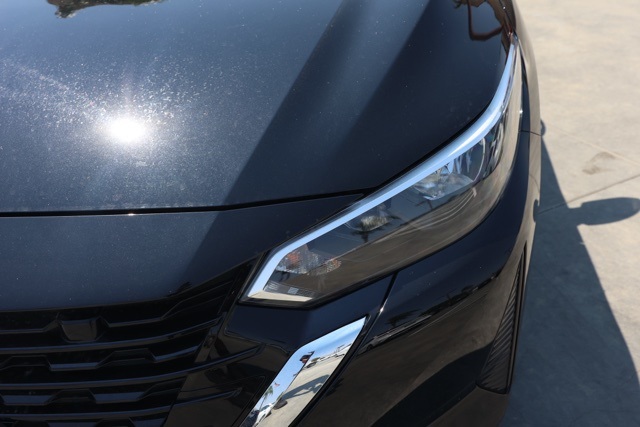 2025 Nissan Sentra S photo 9