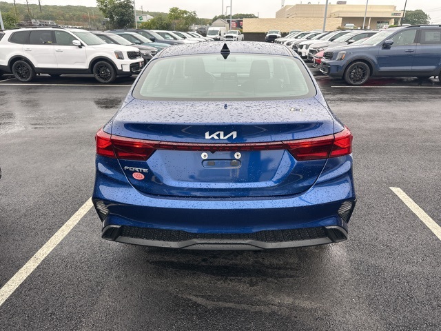 2023 Kia Forte LXS photo 6