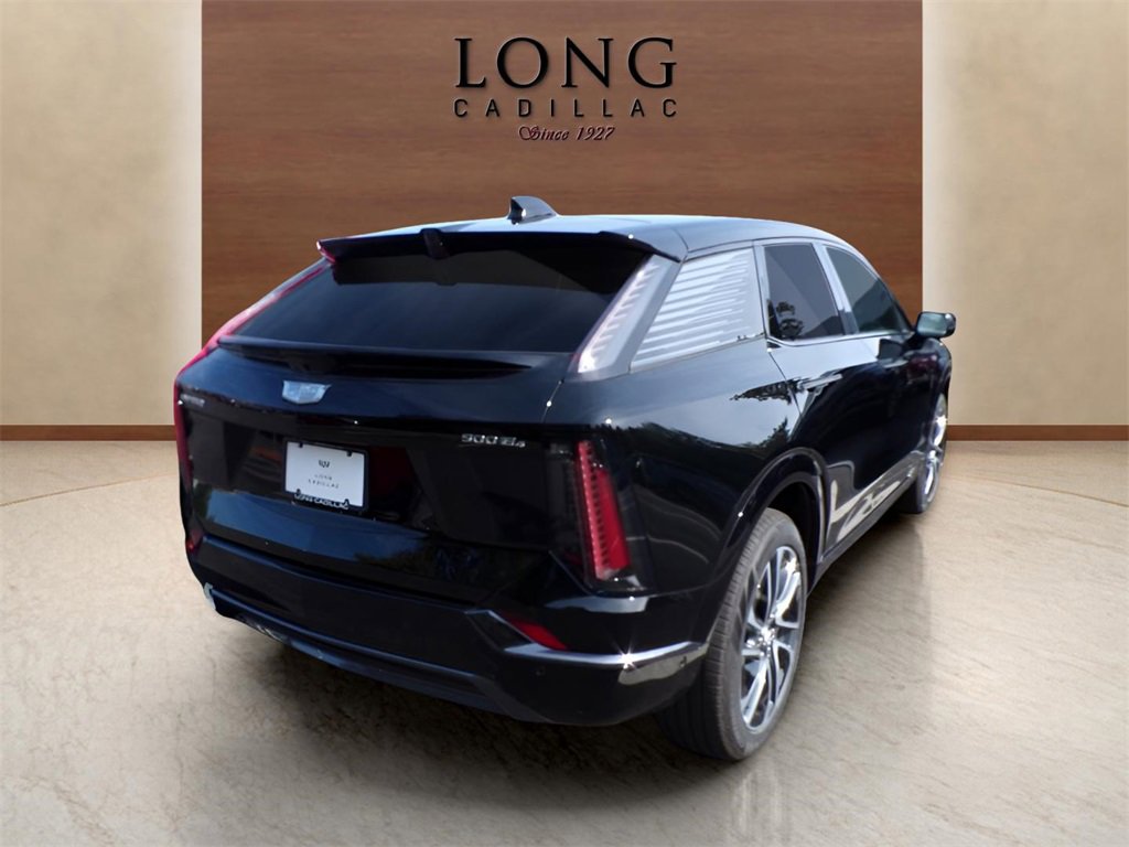 2025 Cadillac Optiq Sport photo 2