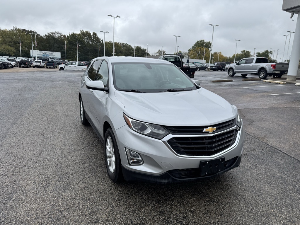 Used 2018 Chevrolet Equinox LT with VIN 2GNAXJEV2J6188174 for sale in Kansas City