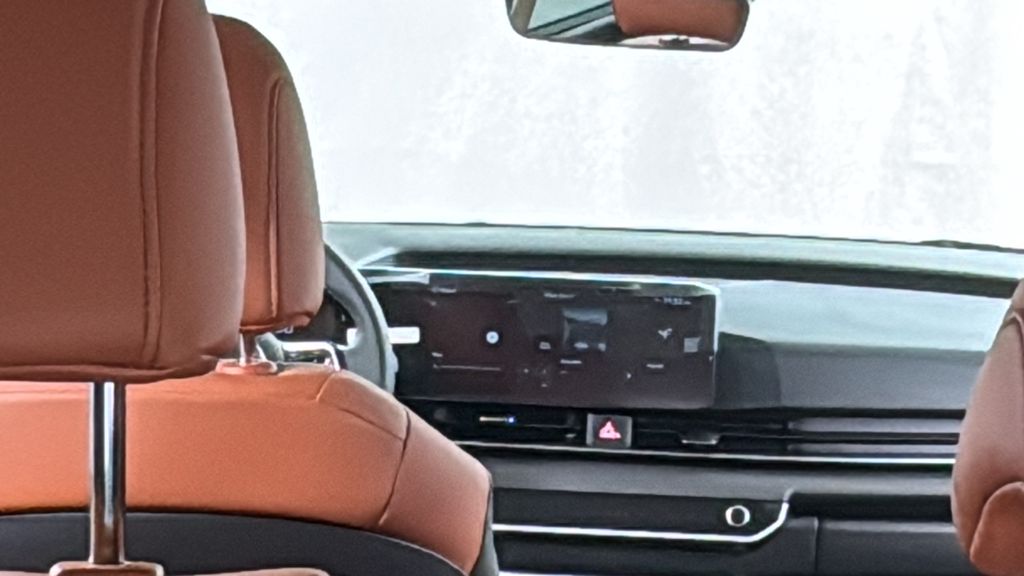 2026 Kia Carnival EX photo 18