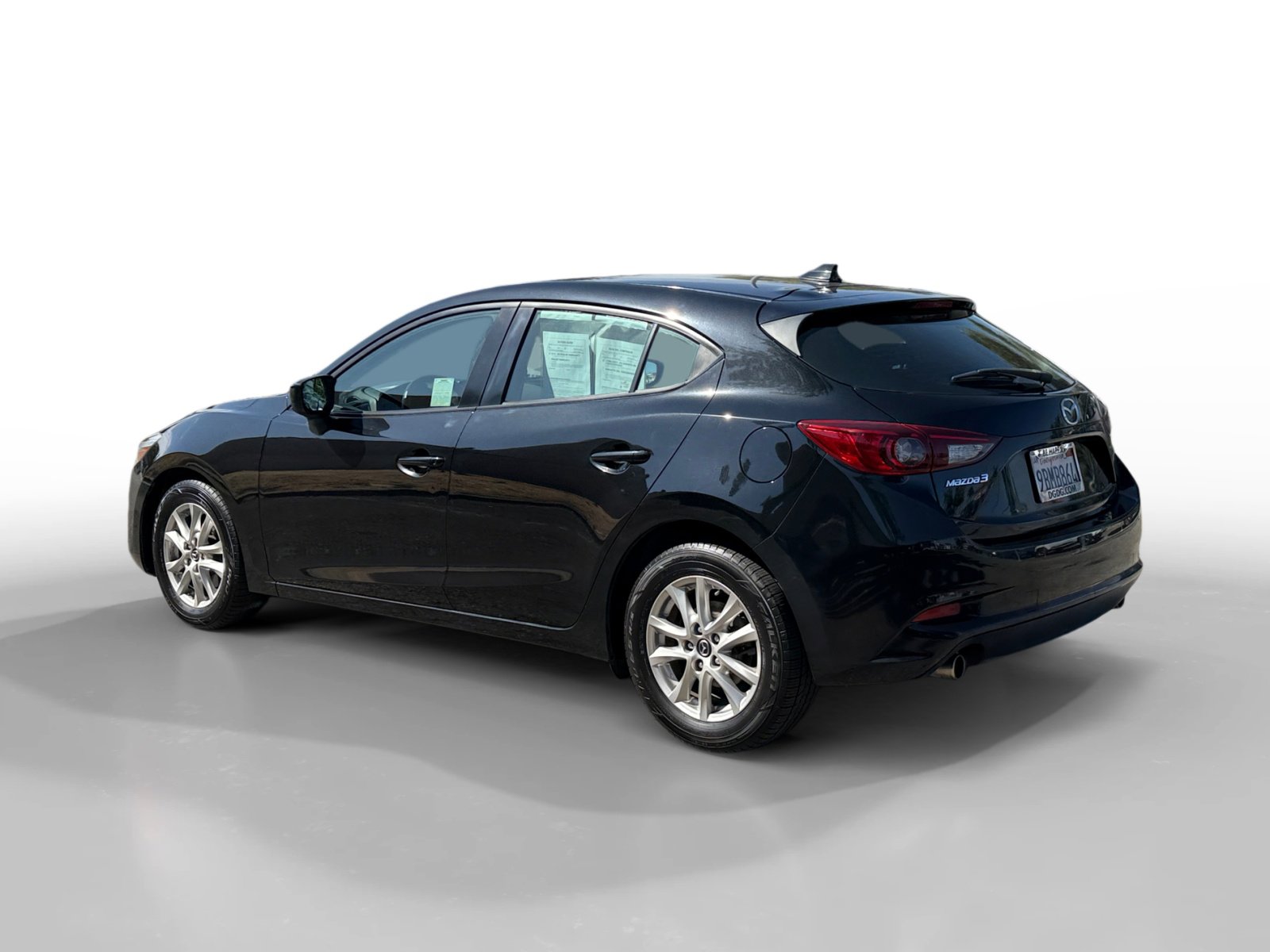 2017 Mazda Mazda3 Sport photo 3