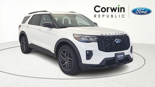 2026 Ford Explorer ST-LINE's photo