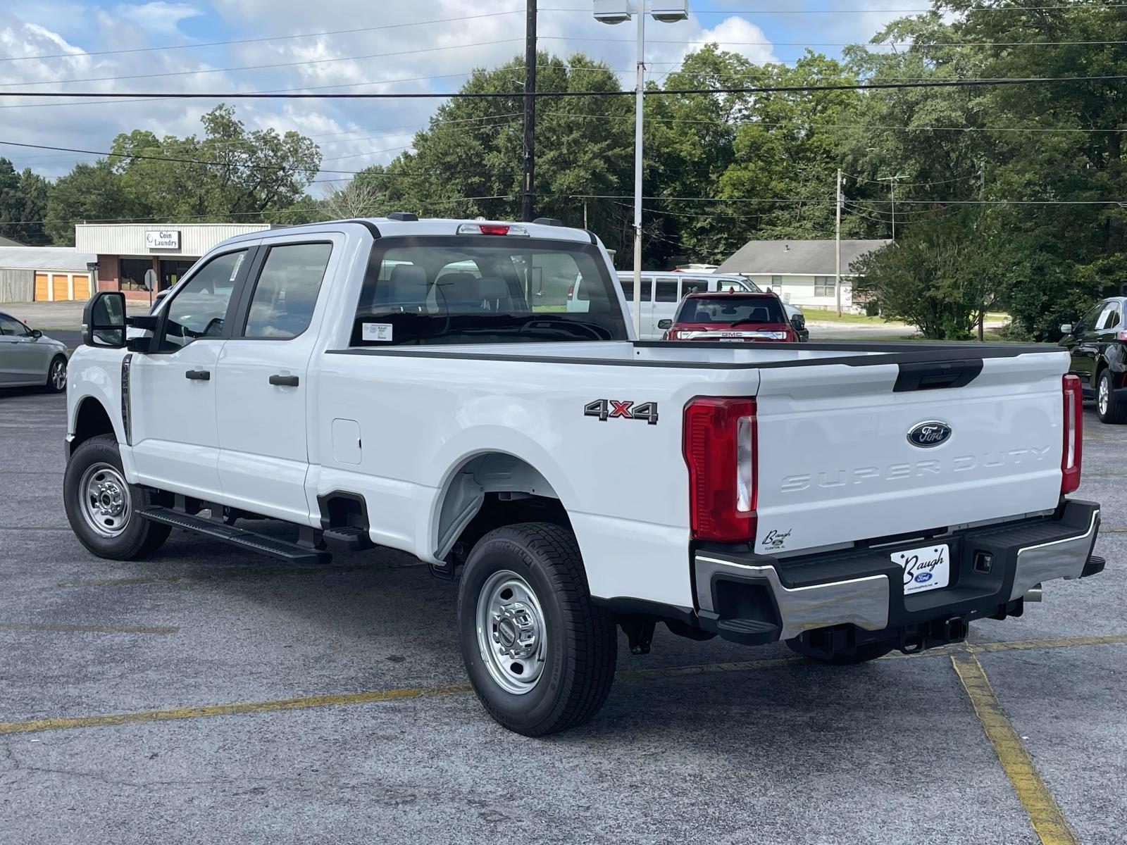 2025 Ford F-250 XL photo 5