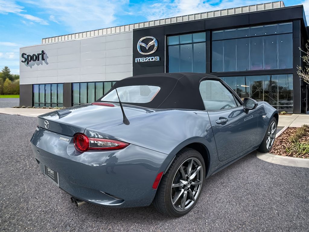 2020 Mazda MX-5 Miata Miata Grand Touring photo 3