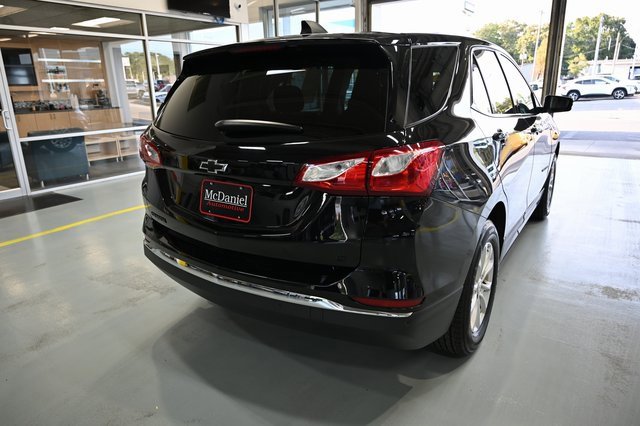 2019 Chevrolet Equinox LT photo 3
